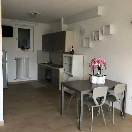 Appartement Un Balcone Sul Garda à Tremosine Extérieur photo