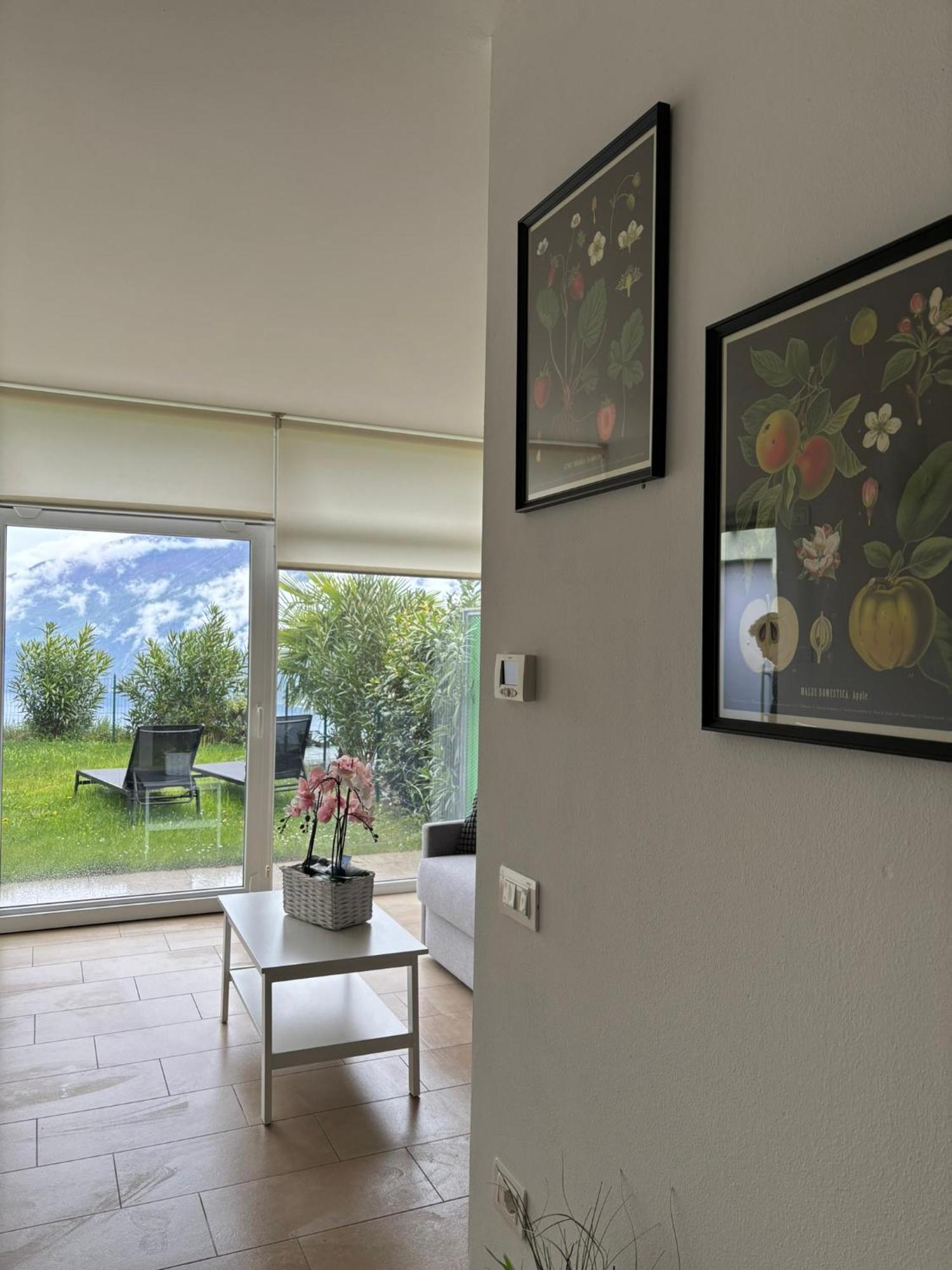 Apartment Un Balcone Sul Garda Tremosine